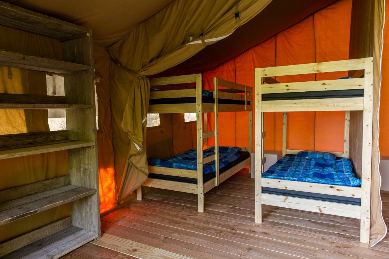 Safari Tent At Camping Le Roptai 호텔 로슈포르 외부 사진