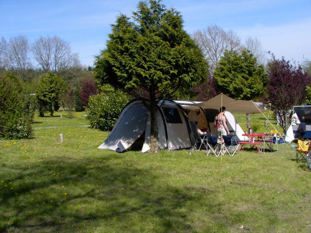 Safari Tent At Camping Le Roptai 호텔 로슈포르 외부 사진